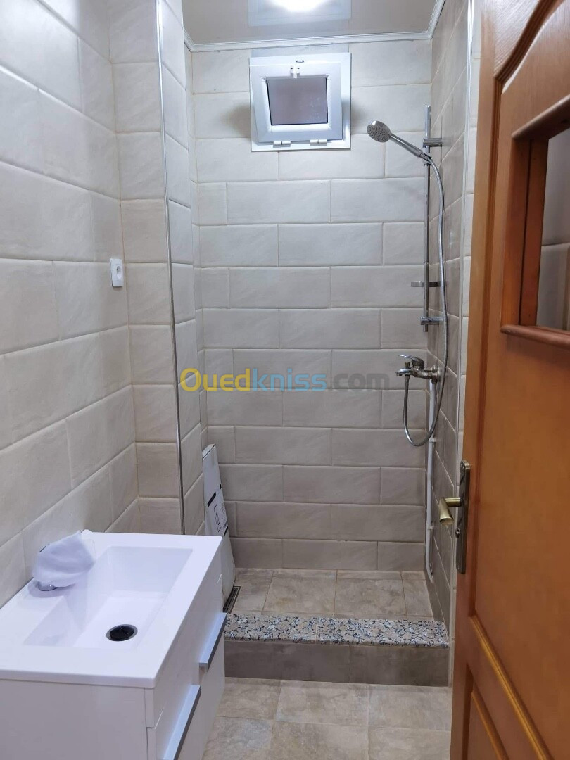 Location Niveau De Villa F2 Alger Les eucalyptus