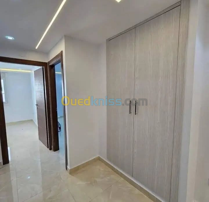 Vente Appartement F4 Alger Bordj el bahri