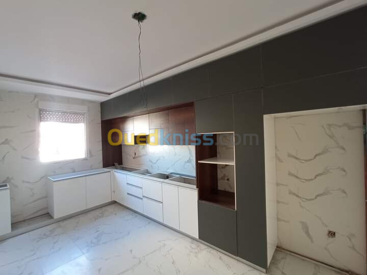 Vente Appartement F4 Alger Bordj el bahri