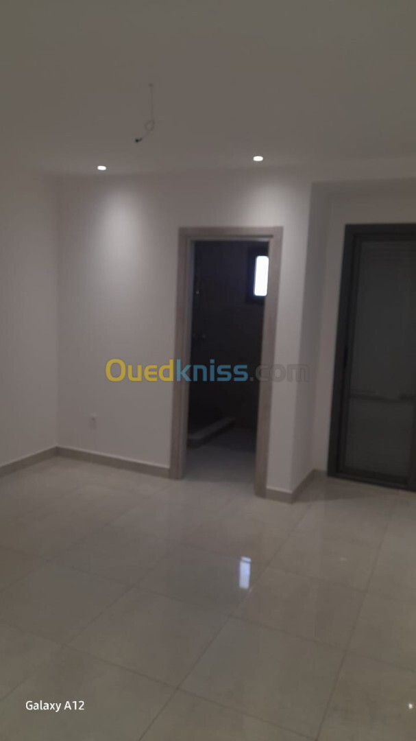 Vente Appartement F4 Alger Ain naadja