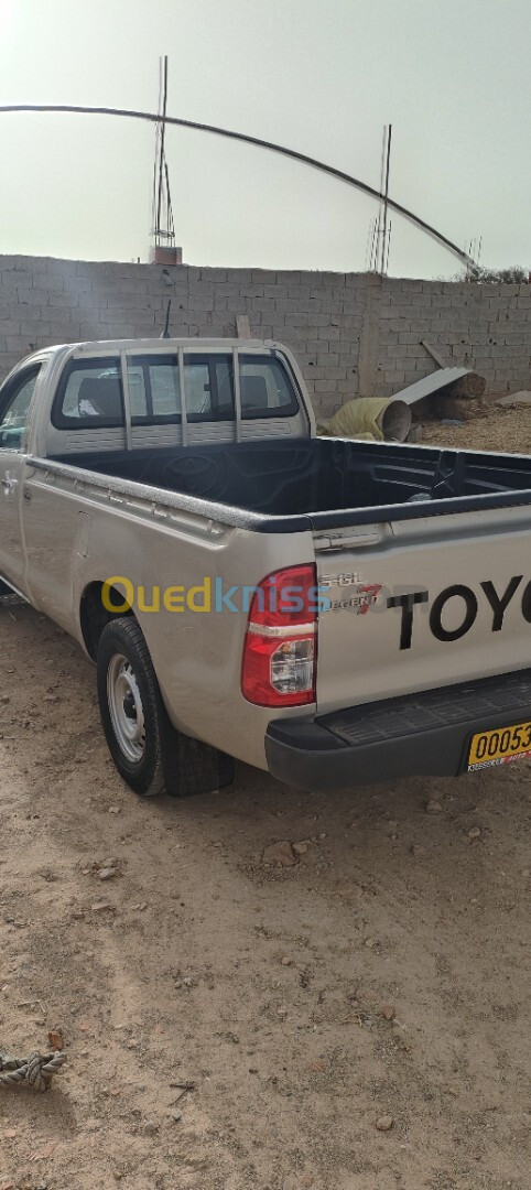 Toyota Hilux 2017 S/C 4x2 Pack Chrome