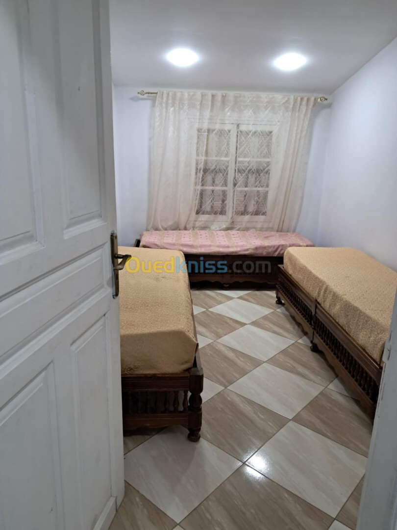 Location vacances Niveau De Villa F3 Alger Draria