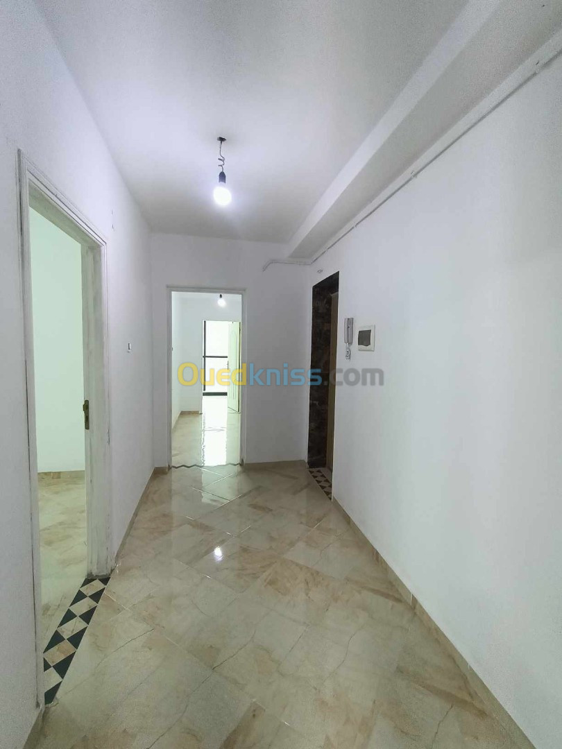 Location Appartement F3 Oran Bir el djir