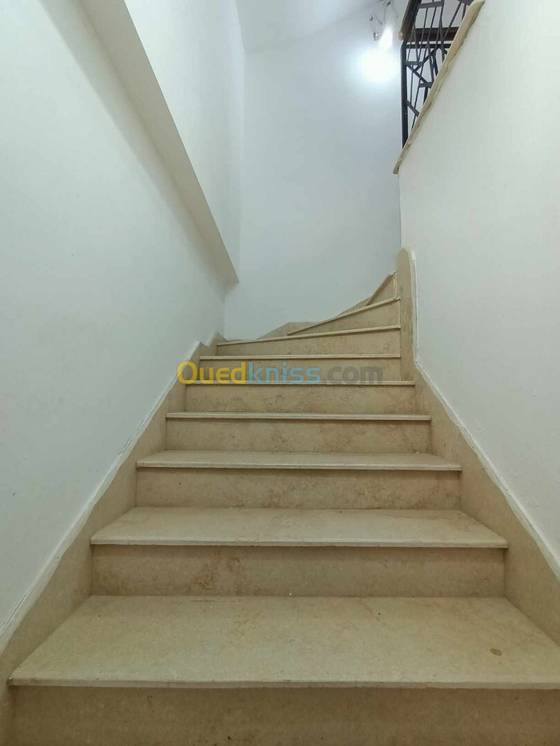 Location Niveau De Villa F3 Oran Bir el djir