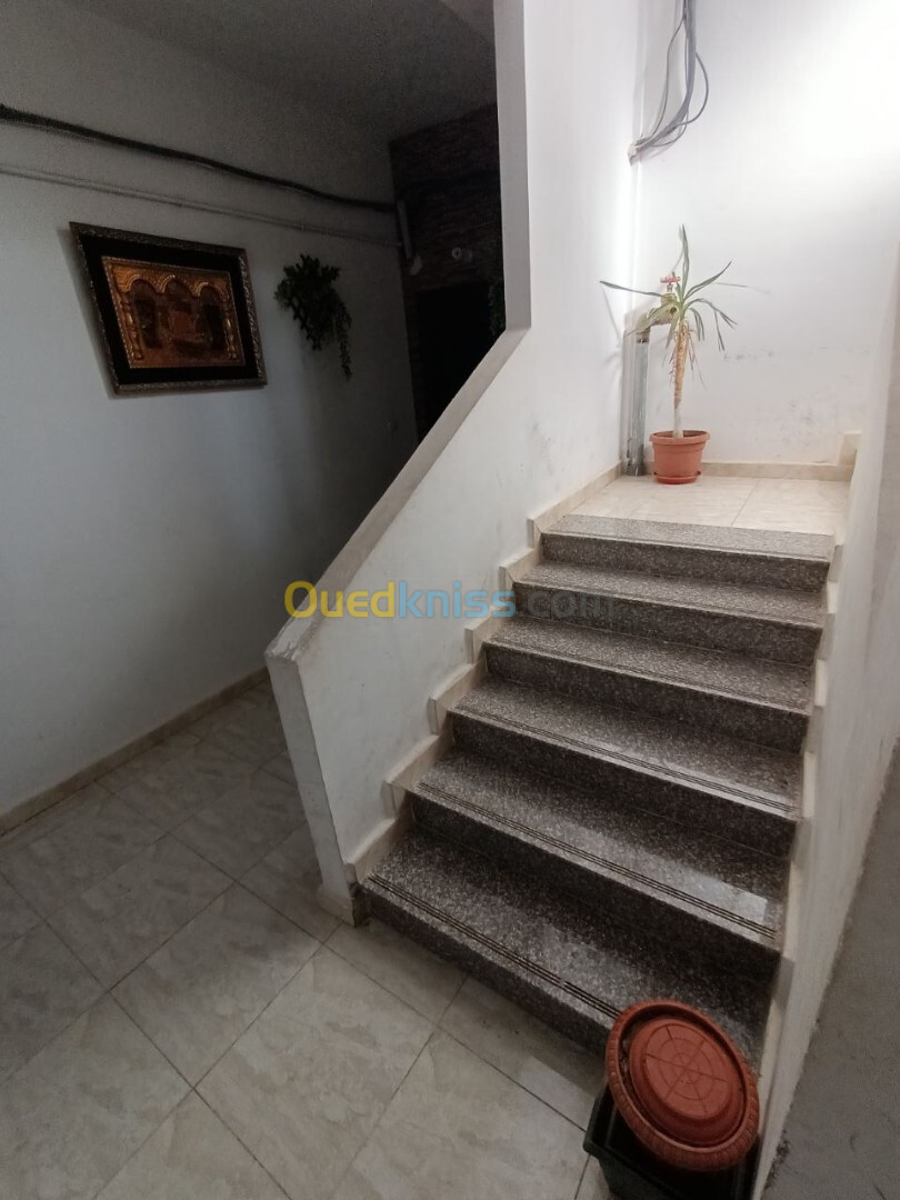 Location Appartement F3 Oran Es senia