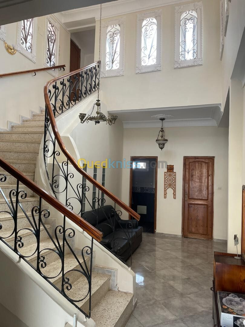 Location Niveau De Villa F4 Oran Bir el djir