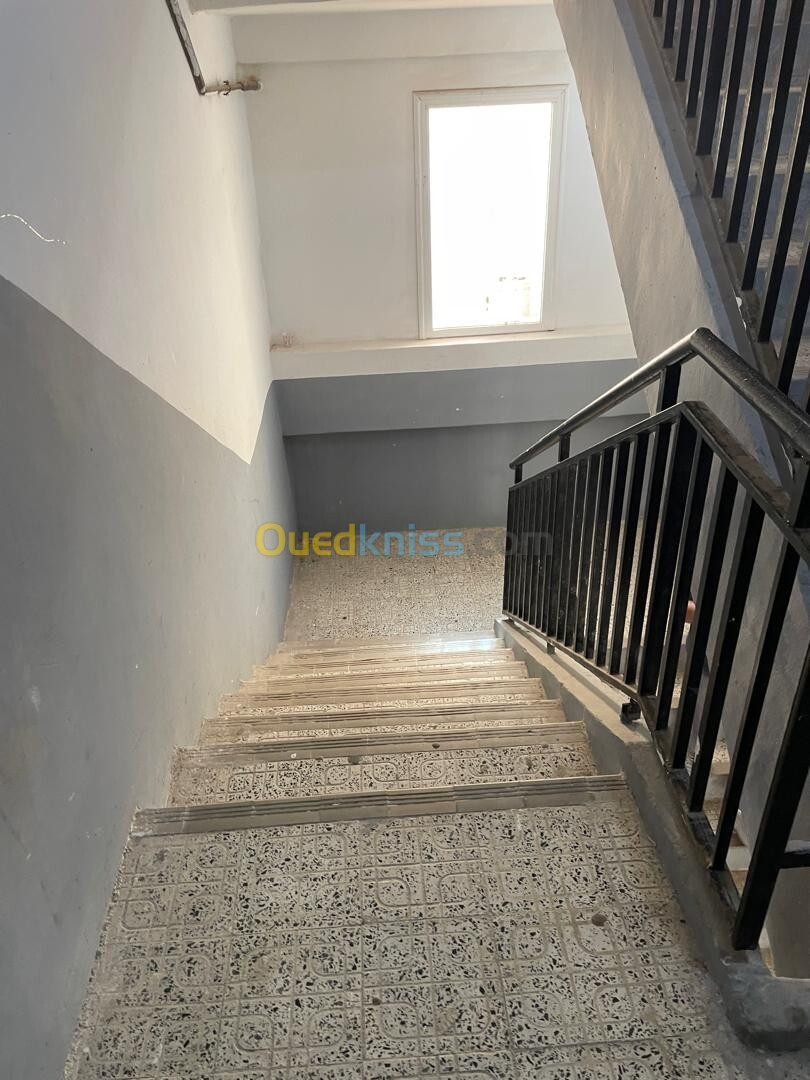 Location Appartement F3 Oran Oran