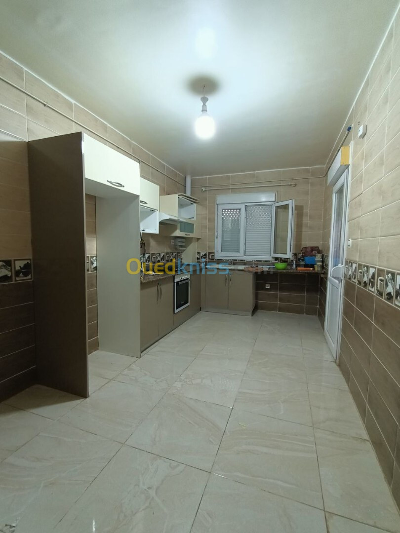 Location Appartement F5 Oran Oran