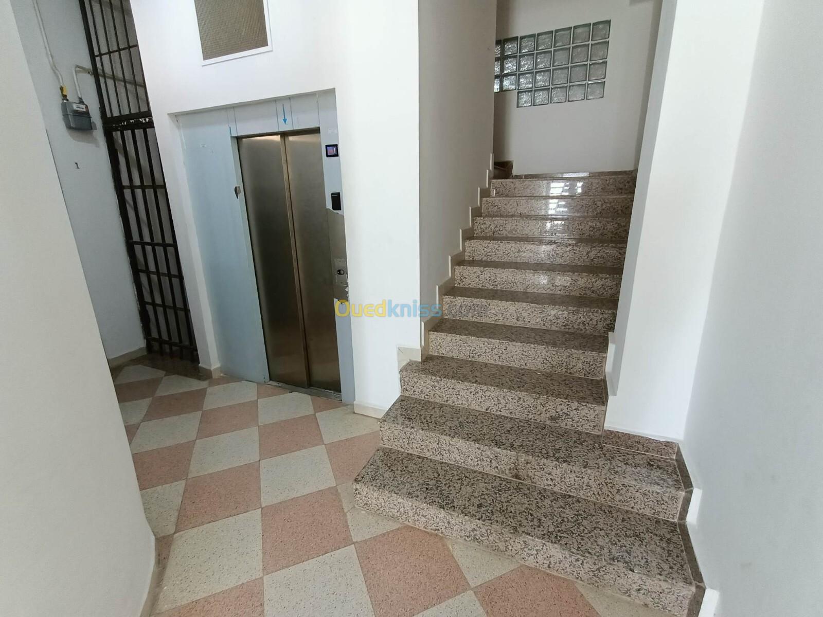 Location Appartement F3 Oran Bir el djir