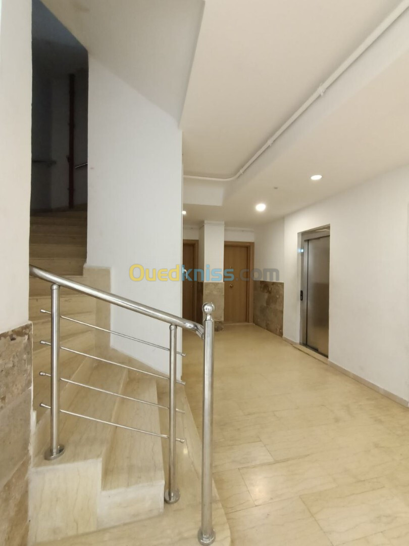 Location Appartement F3 Oran Oran