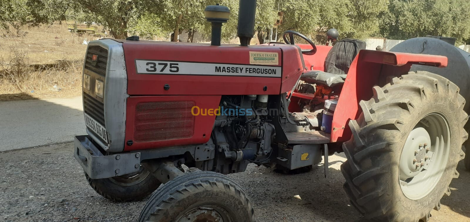 Massey Ferguson 375 2015