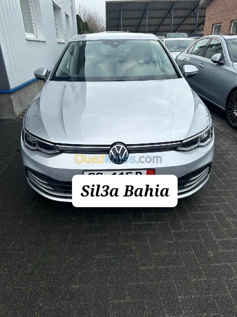 Volkswagen Golf 8 2021 1.00