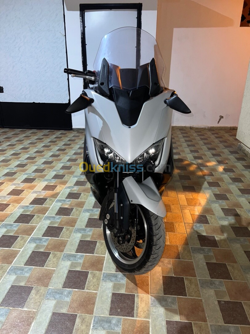 Yamaha Tmax dx 2019