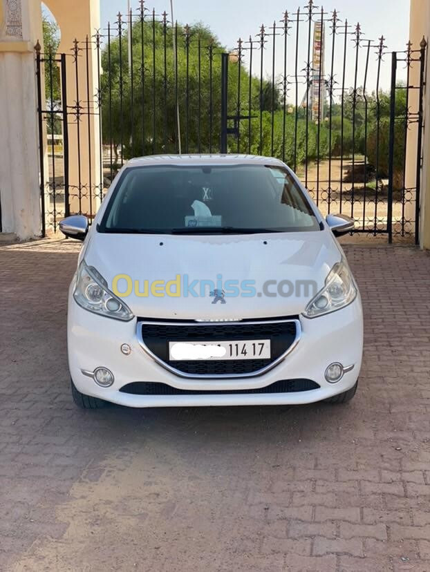 Peugeot 208 2014 Allure