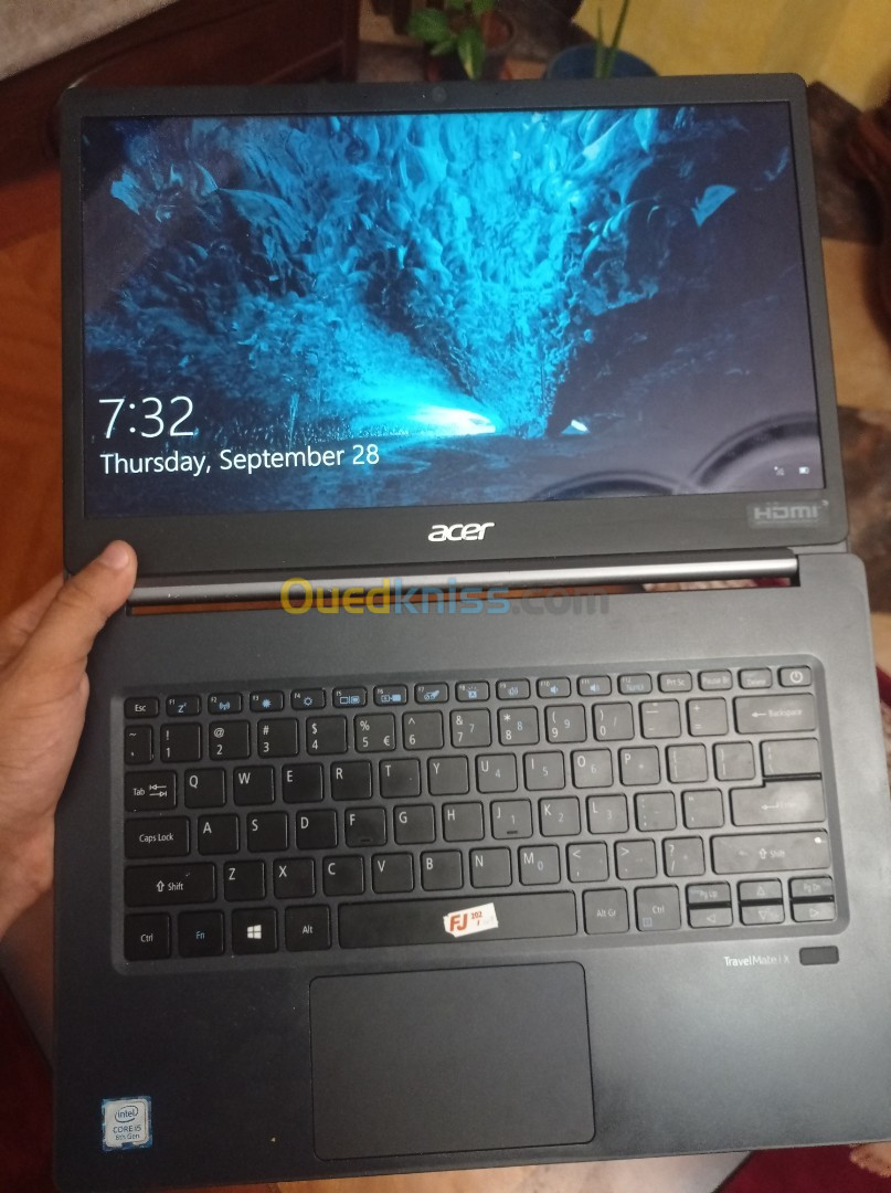 Acer travelmate X514-51T