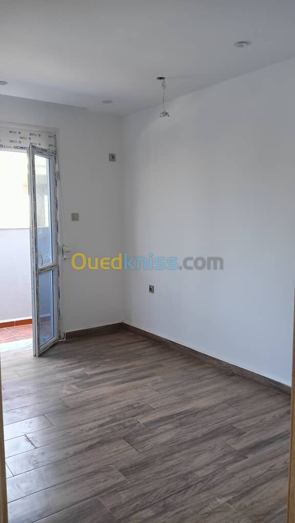 Vente Appartement F2 Alger Bordj el kiffan