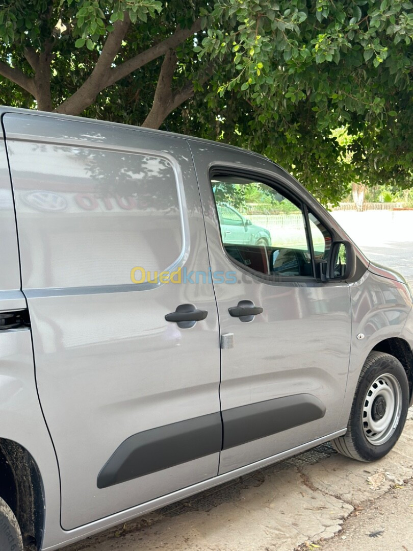 Fiat Doblo 2024 Algerie