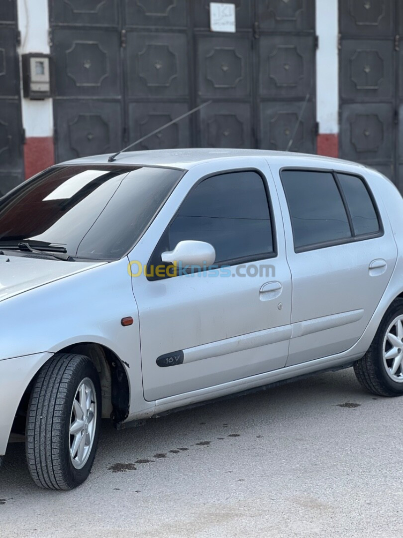 Renault Clio 2 1999 