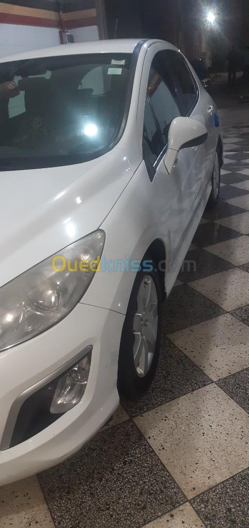 Peugeot 308 2012 1.6 Hdi