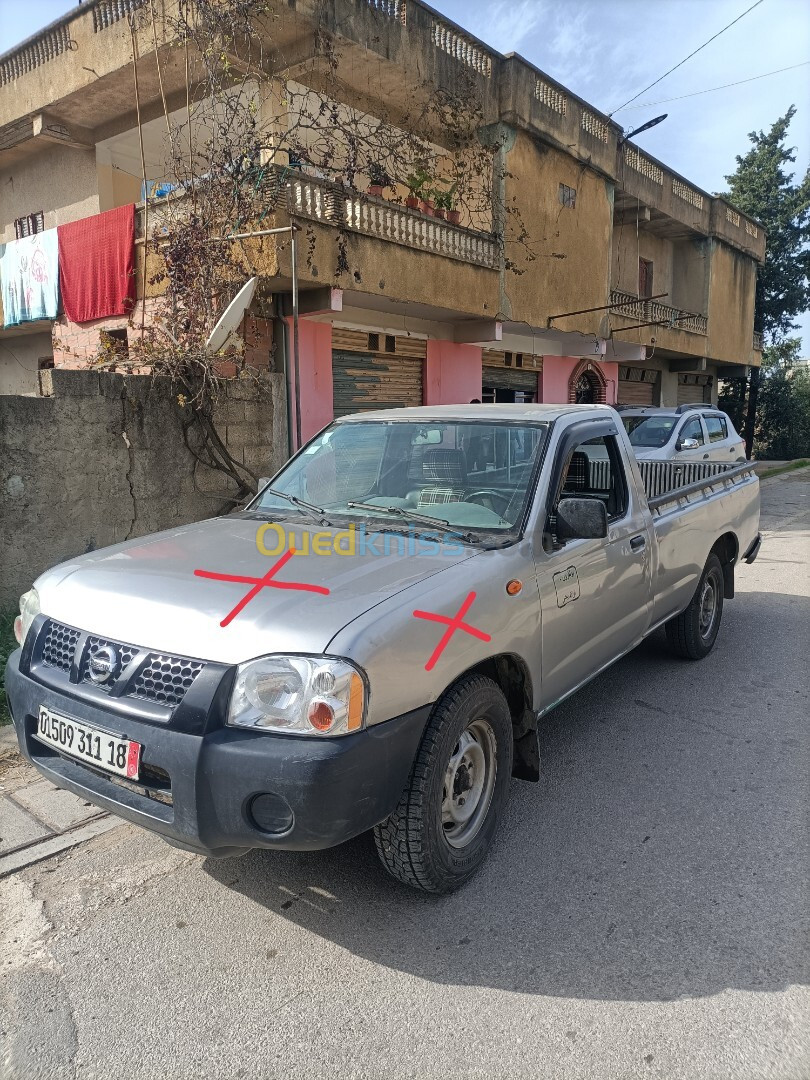 Nissan Pickup 2011 Pickup