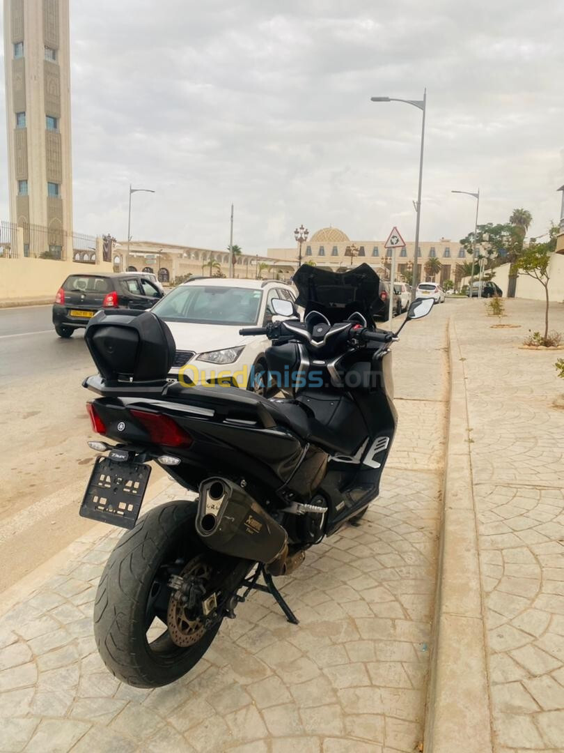 YAMAHA TMAX 2019