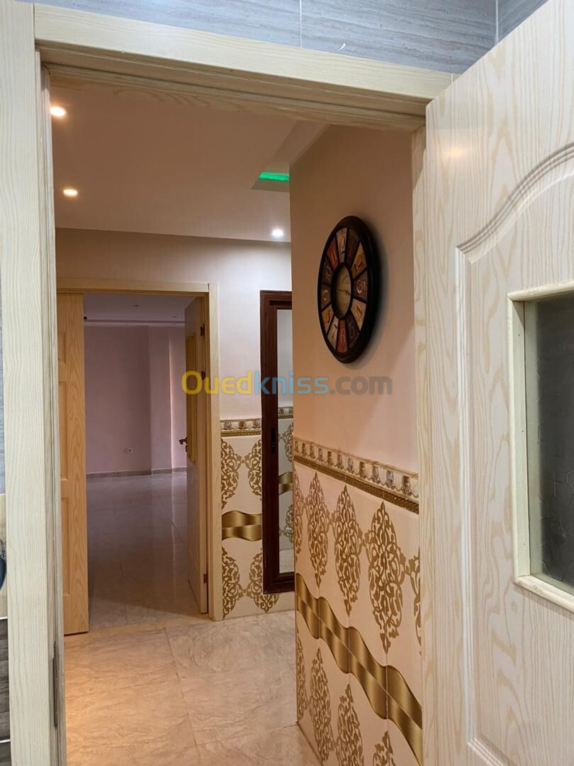 Vente Appartement F5 Alger Bordj el bahri