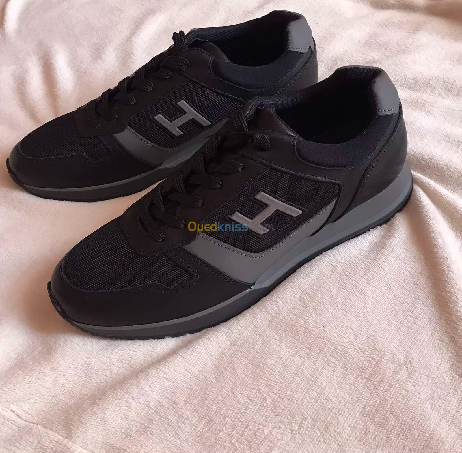 Hogan chaussure homme discount prix