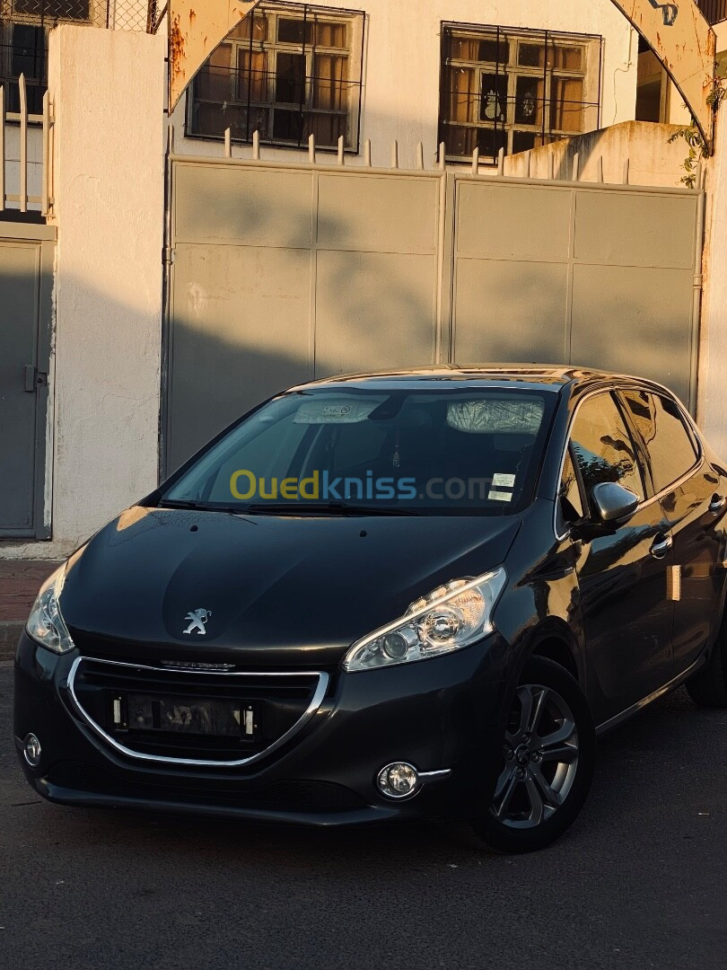 Peugeot 208 2014 Allure