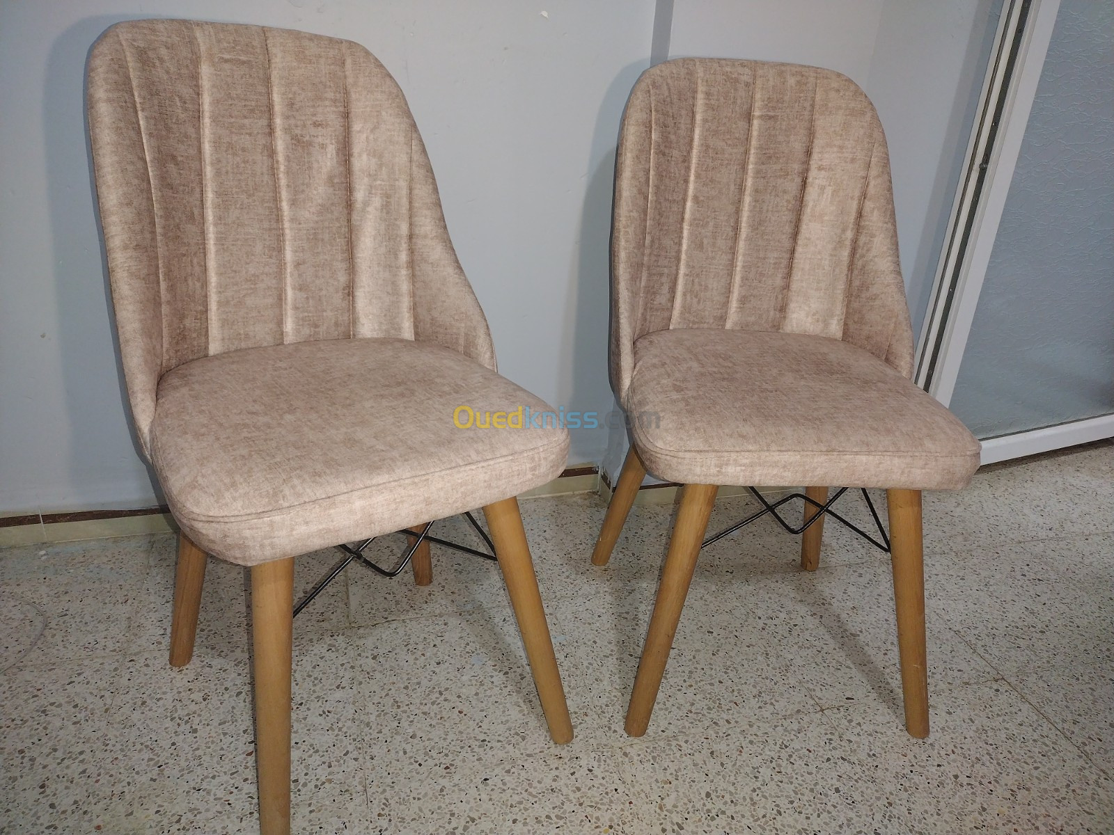 كراسي مغلفة Chaise