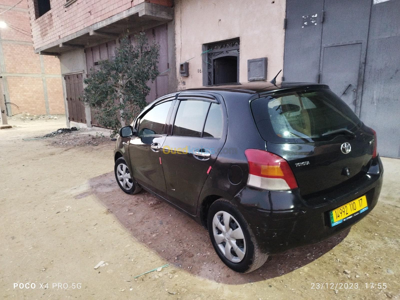 Toyota Yaris Sedan 2010 Yaris Sedan