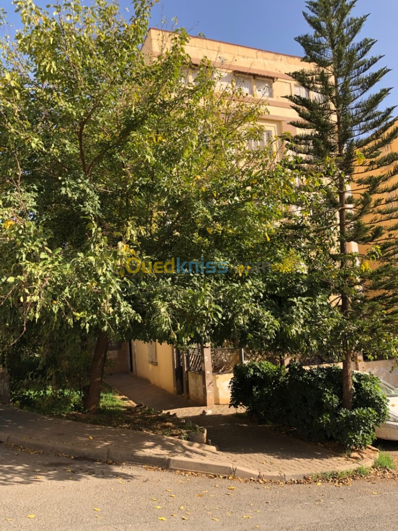 Location Appartement F3 Alger Hydra