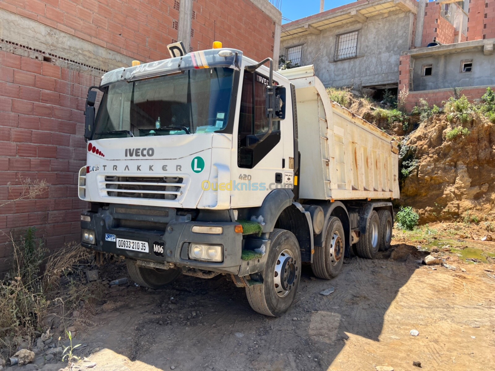 Iveco8*4 Trakker 420 2010