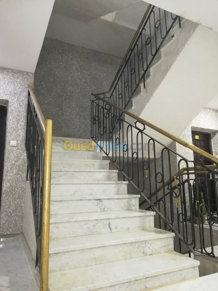 Location Appartement F5 Alger Cheraga