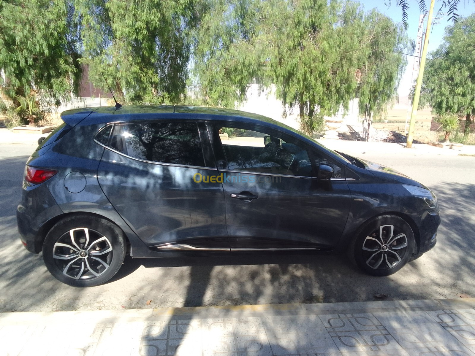 Renault Clio 4 2019 Limited 2