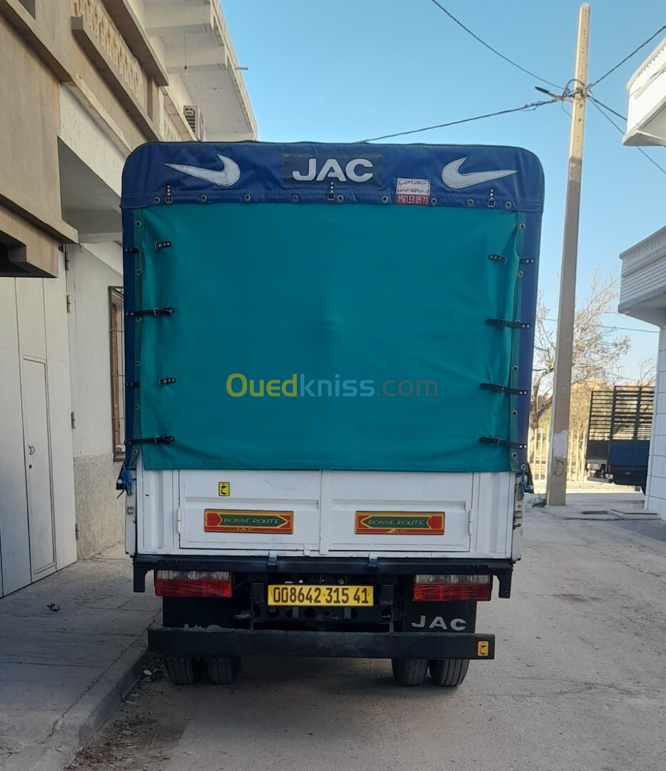 Jac 1040 turbo Camion jac 1040 turbo 2015