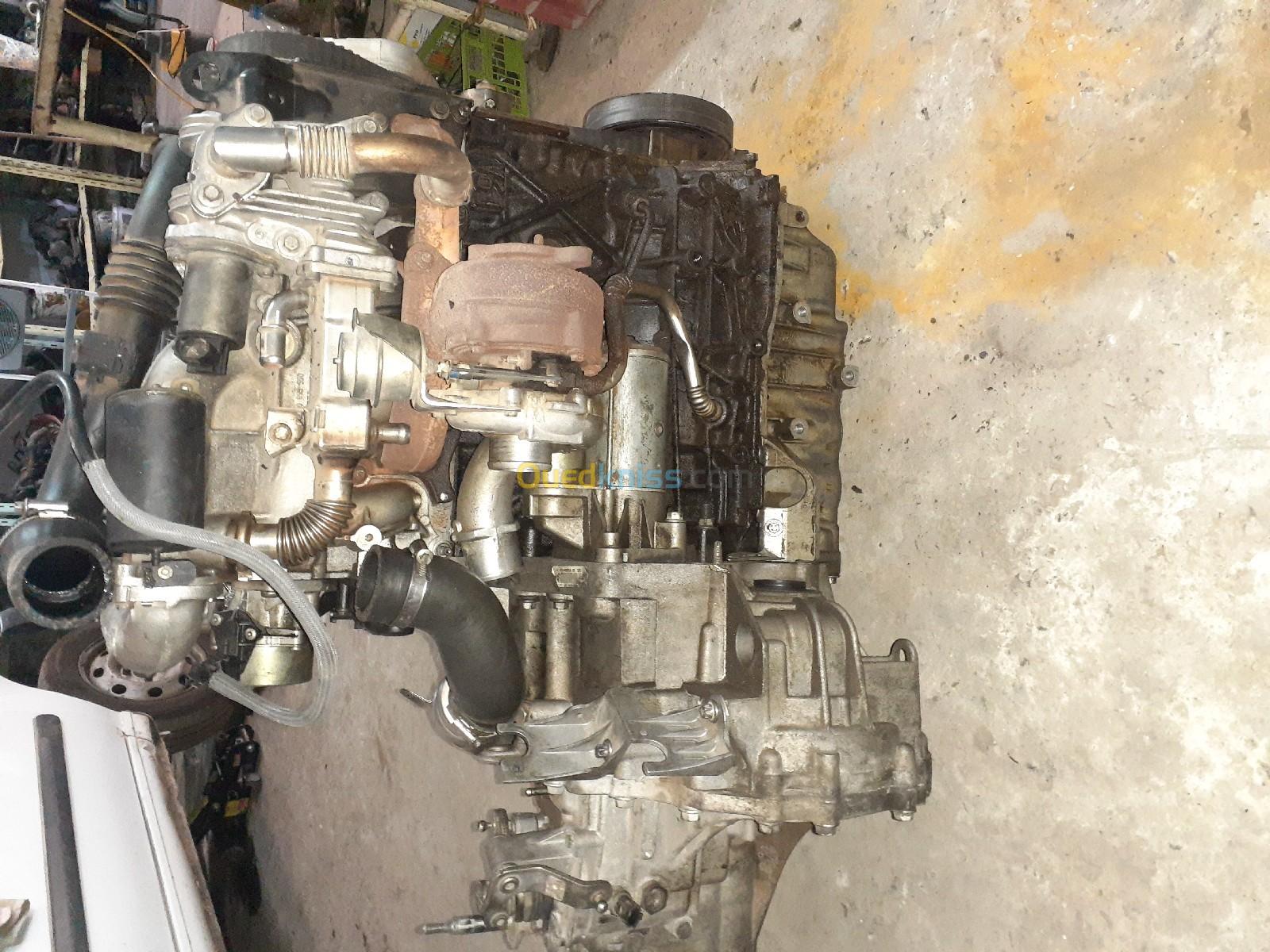 Moteur 1.9dci +boîte de vitesse 6v