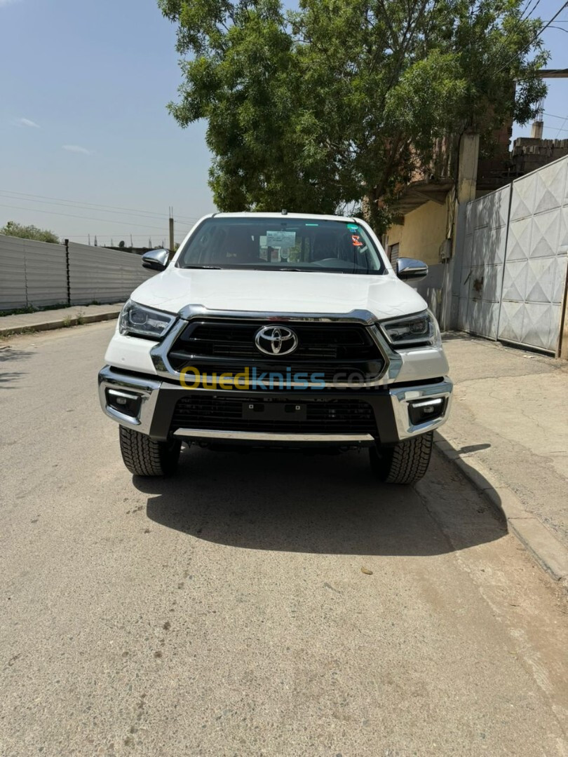 Toyota HILUX 2024 S-GLS SAUDIA