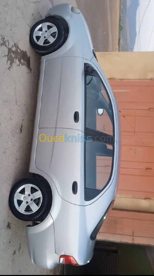 Chevrolet Aveo 4 portes 2006 LT