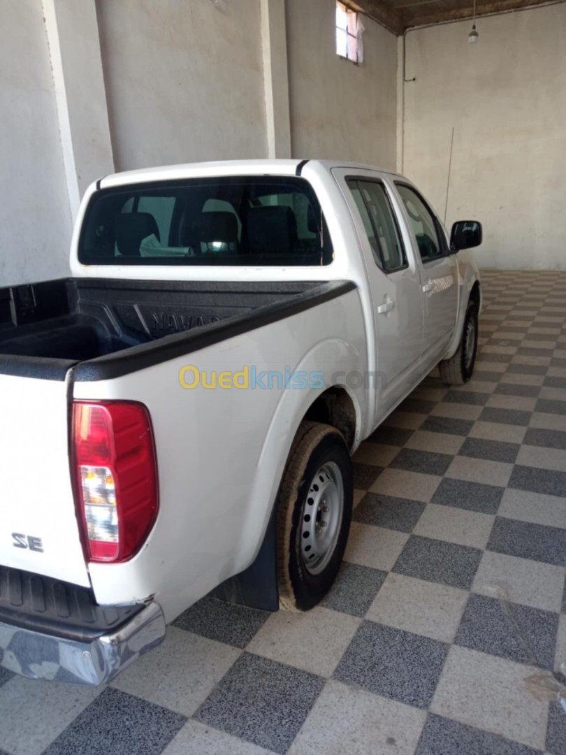 Nissan Navara 2015 Double Cabine 