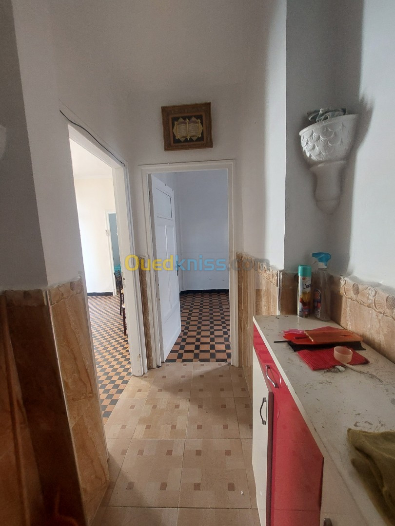 Location Appartement F3 Alger Bab el oued