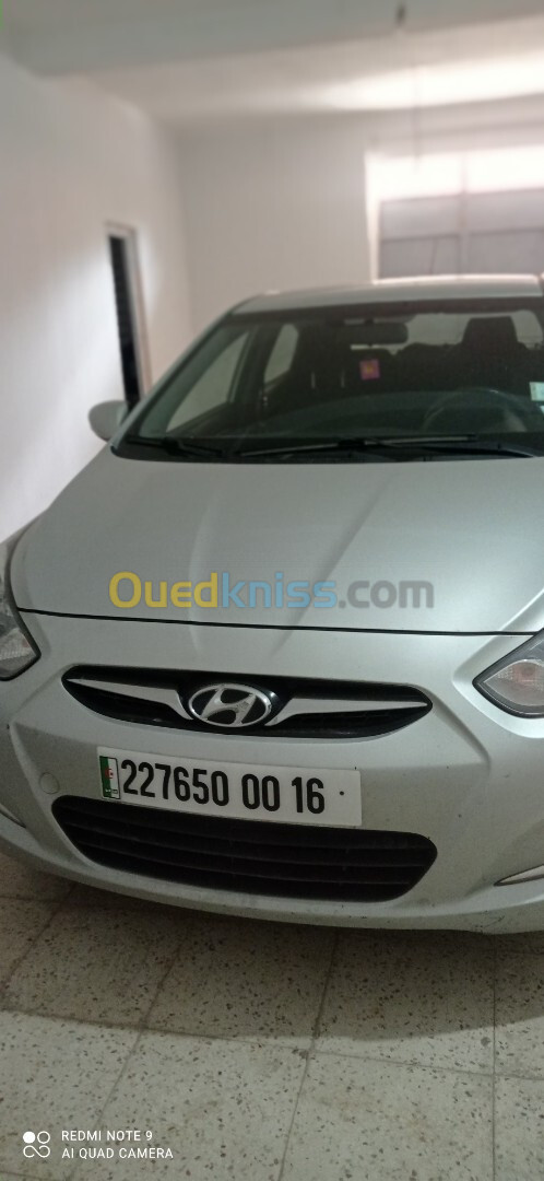 Hyundai Accent RB  5 portes 2013 Préstige