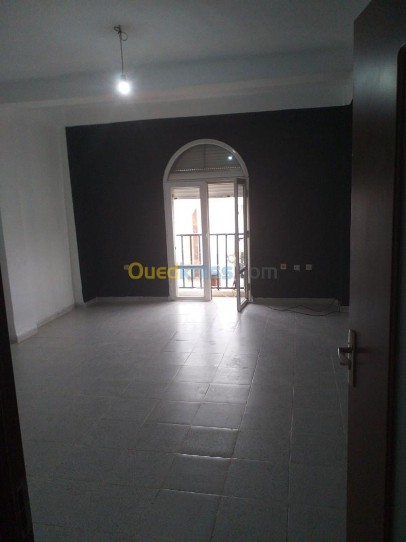 Location Appartement F3 Tipaza Tipaza