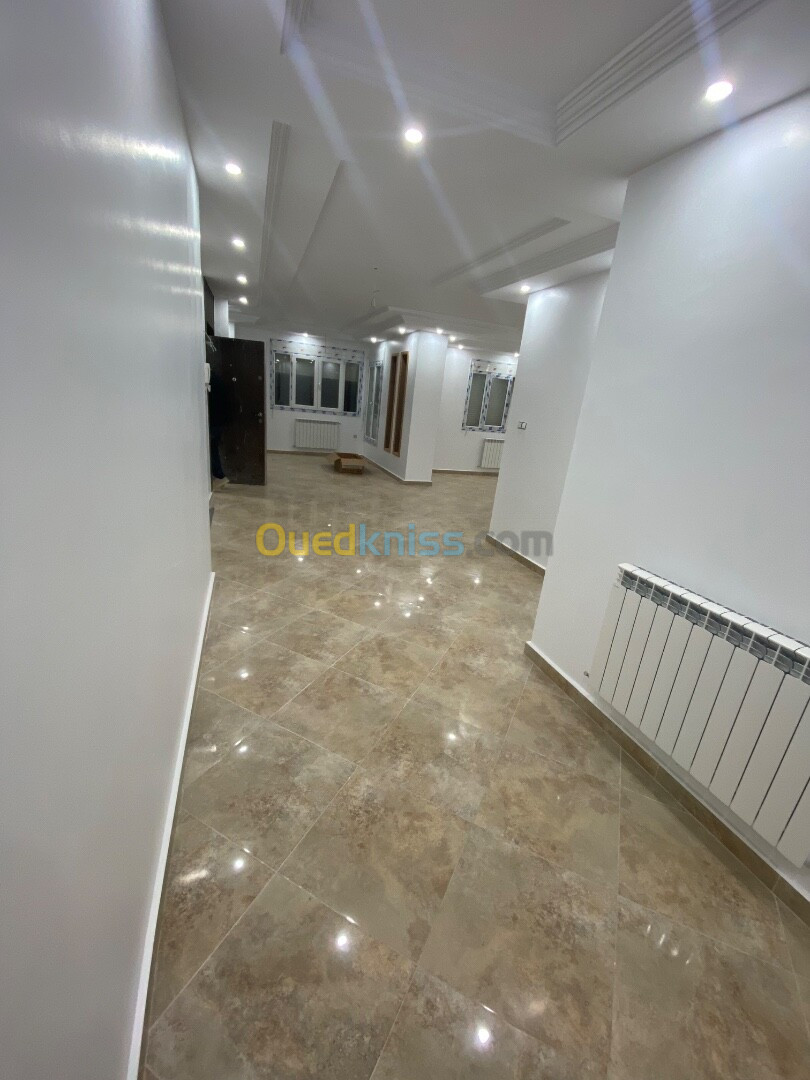 Location Appartement F4 Alger Cheraga