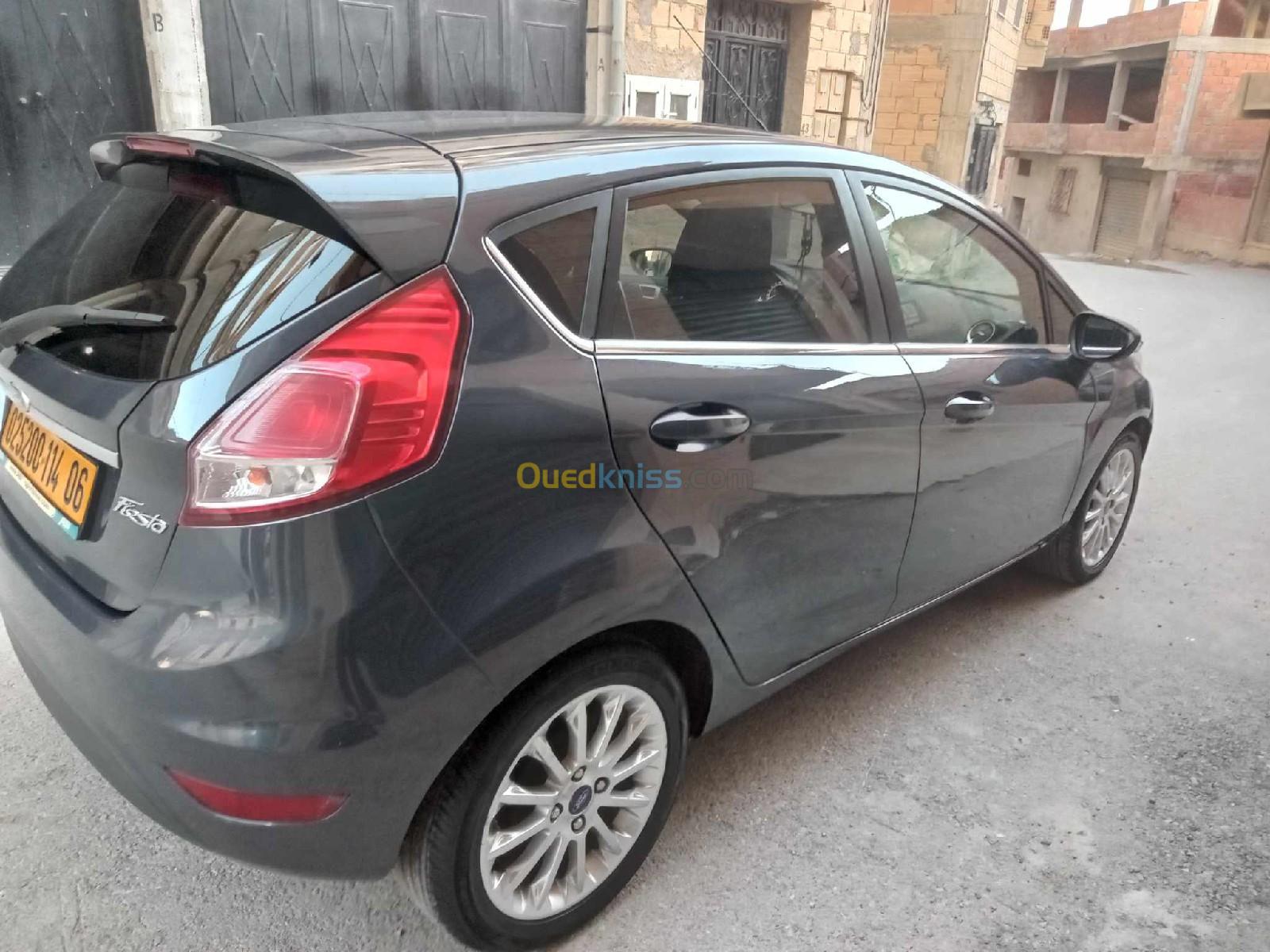 Ford Fiesta 2014 Titanium 