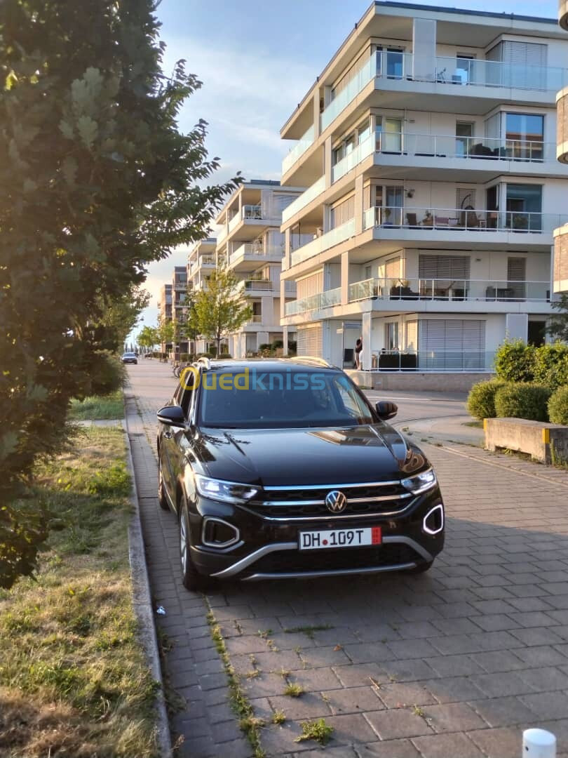 Volkswagen T-Roc 2022 Active