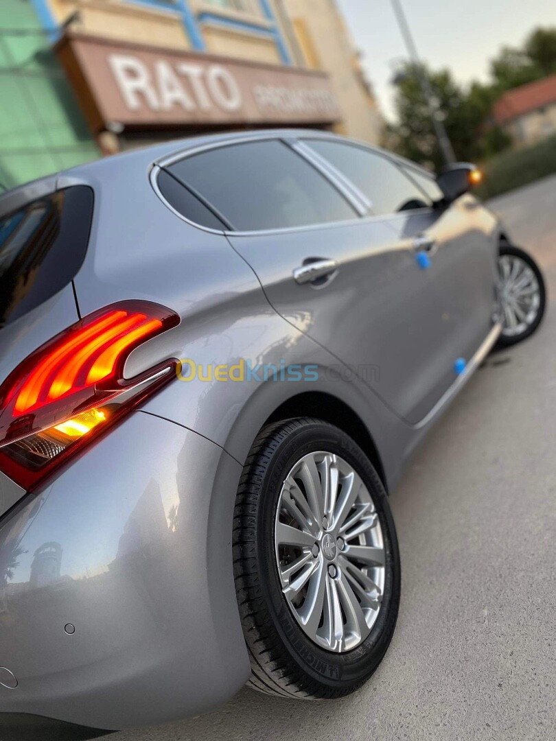 Peugeot 208 2019 Allure