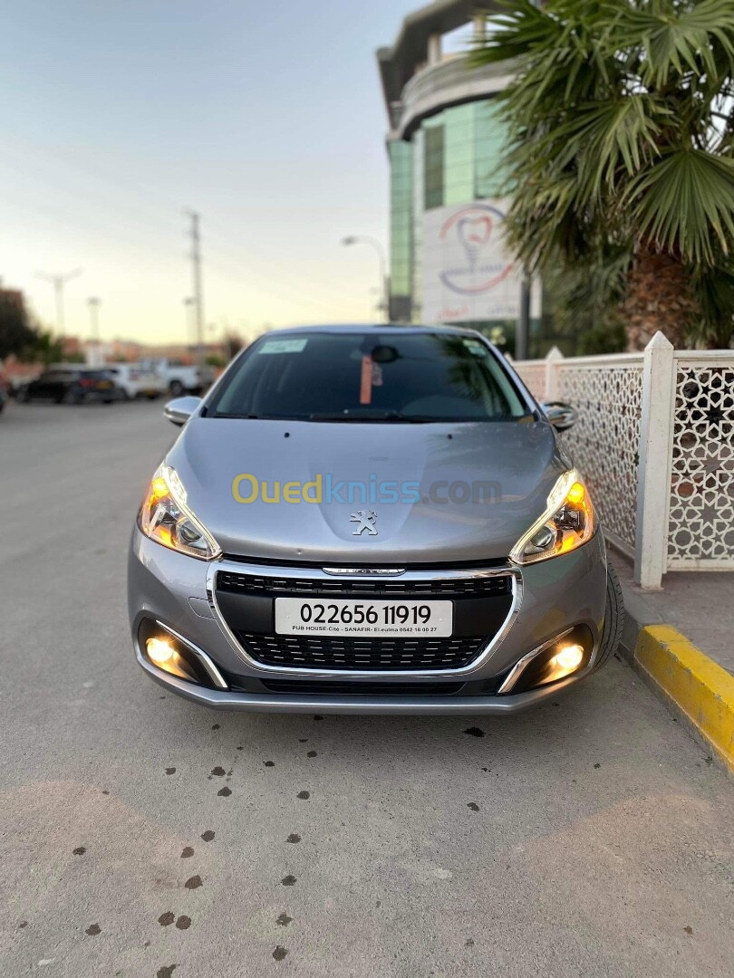 Peugeot 208 2019 Allure