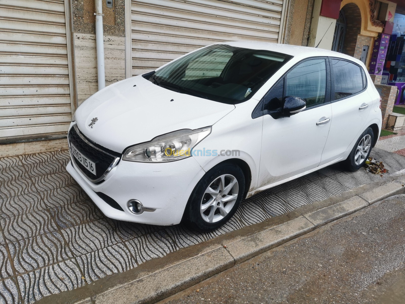 Peugeot 208 2015 208