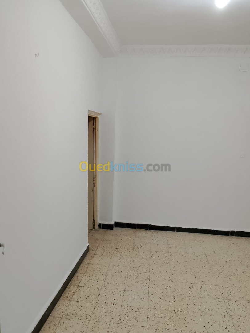 Location Appartement F2 Alger El achour