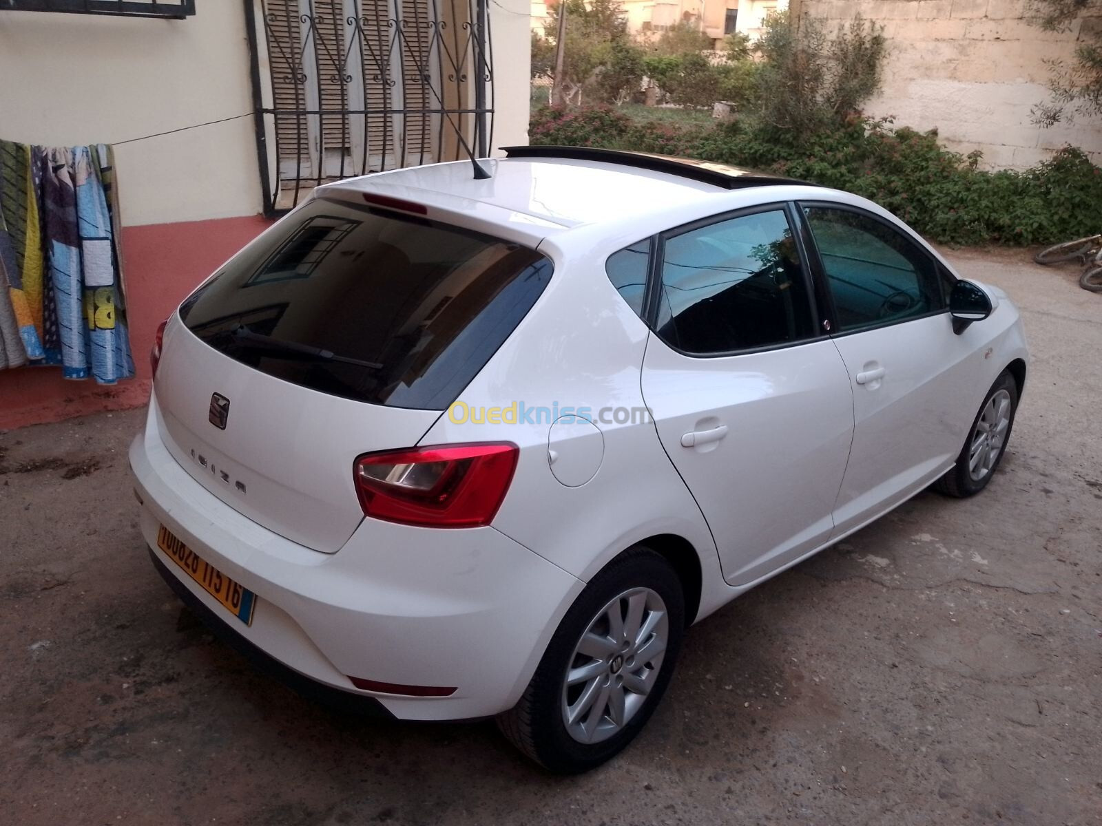 Seat Ibiza 2015 Fully +Toit ouvrant